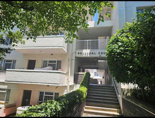 2 BEDROOM PROPERTY TO RENT IN RONDEBOSCH